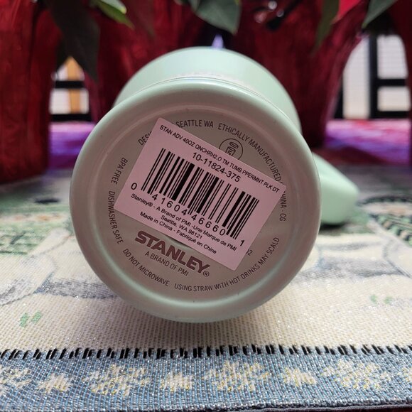 Stanley 40 oz FlowState Tumbler - Peppermint Polka Dot, Brand New - Picture 3 of 4